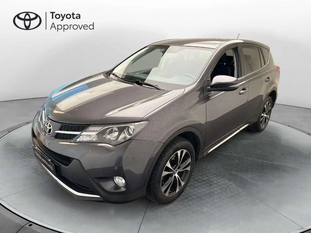 Photo 1 : Toyota Rav4 2015 Diesel