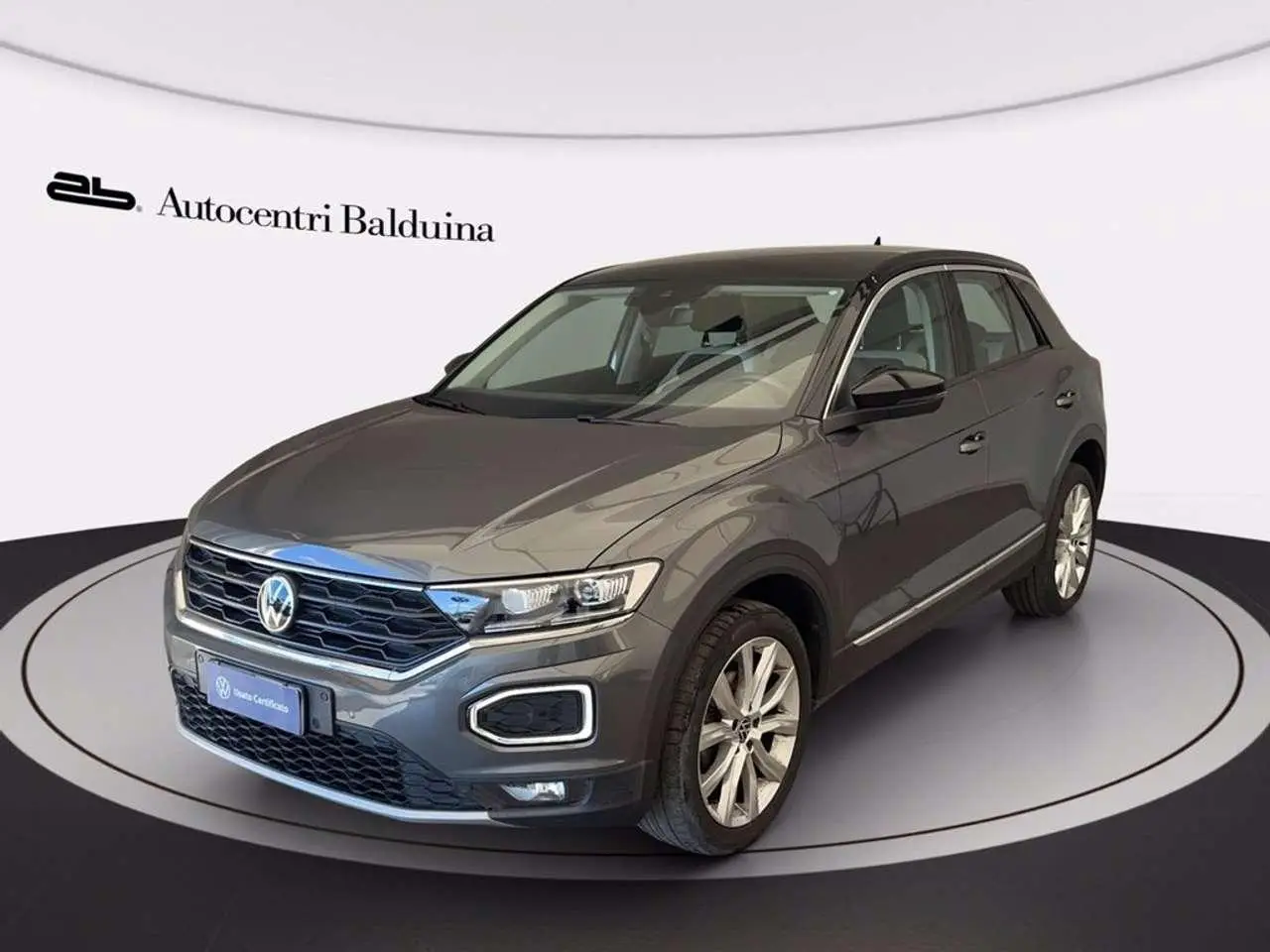 Photo 1 : Volkswagen T-roc 2021 Essence