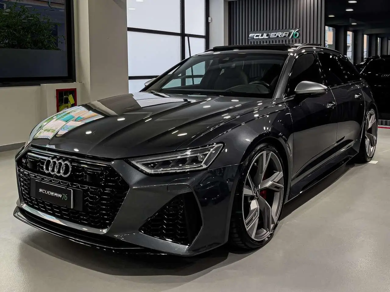 Photo 1 : Audi Rs6 2022 Hybrid