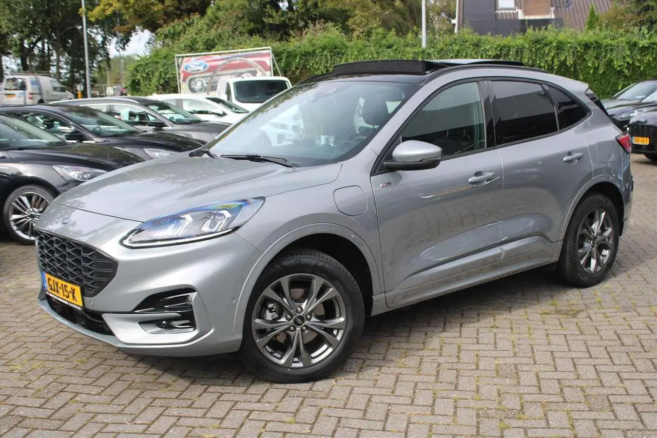 Photo 1 : Ford Kuga 2022 Hybride