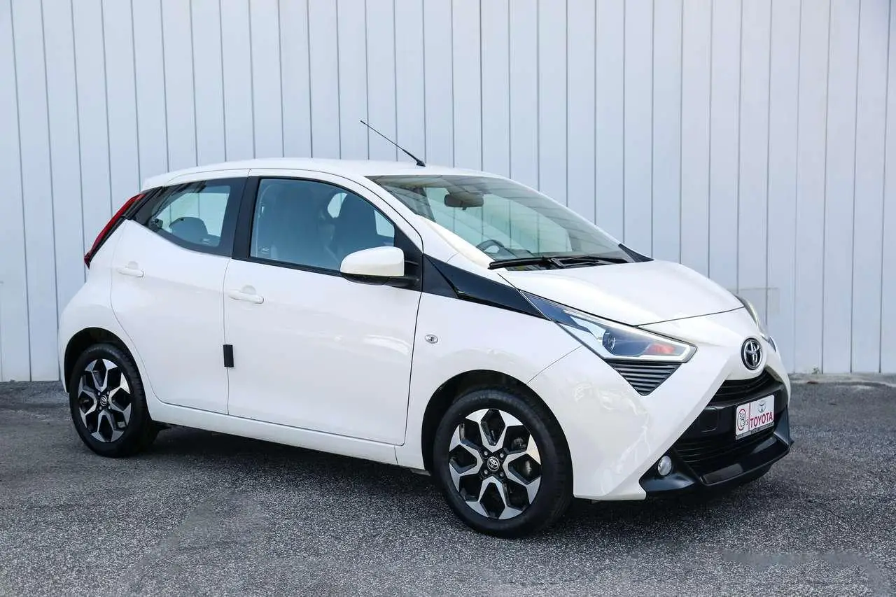 Photo 1 : Toyota Aygo 2019 Essence