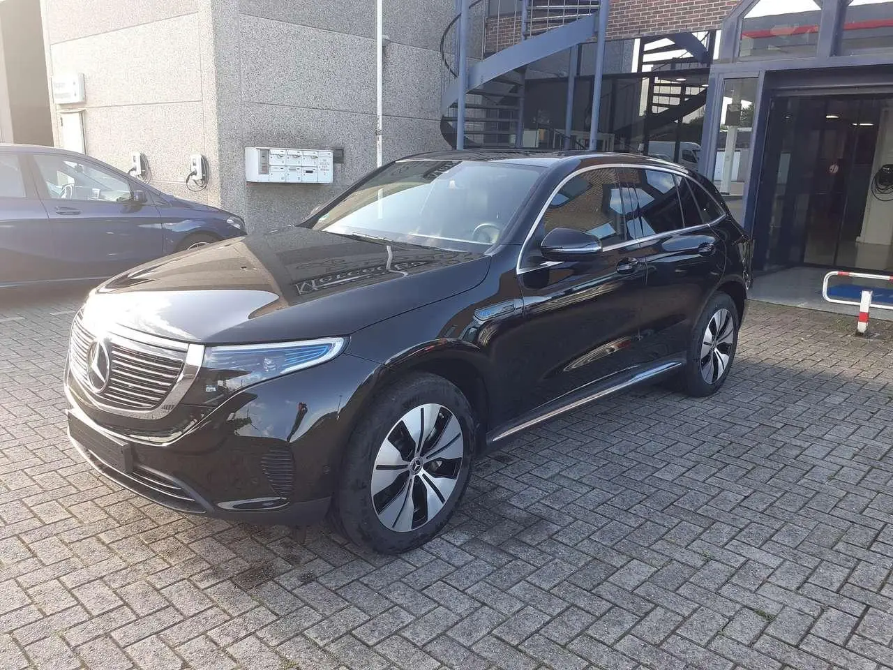 Photo 1 : Mercedes-benz Eqc 2023 Électrique