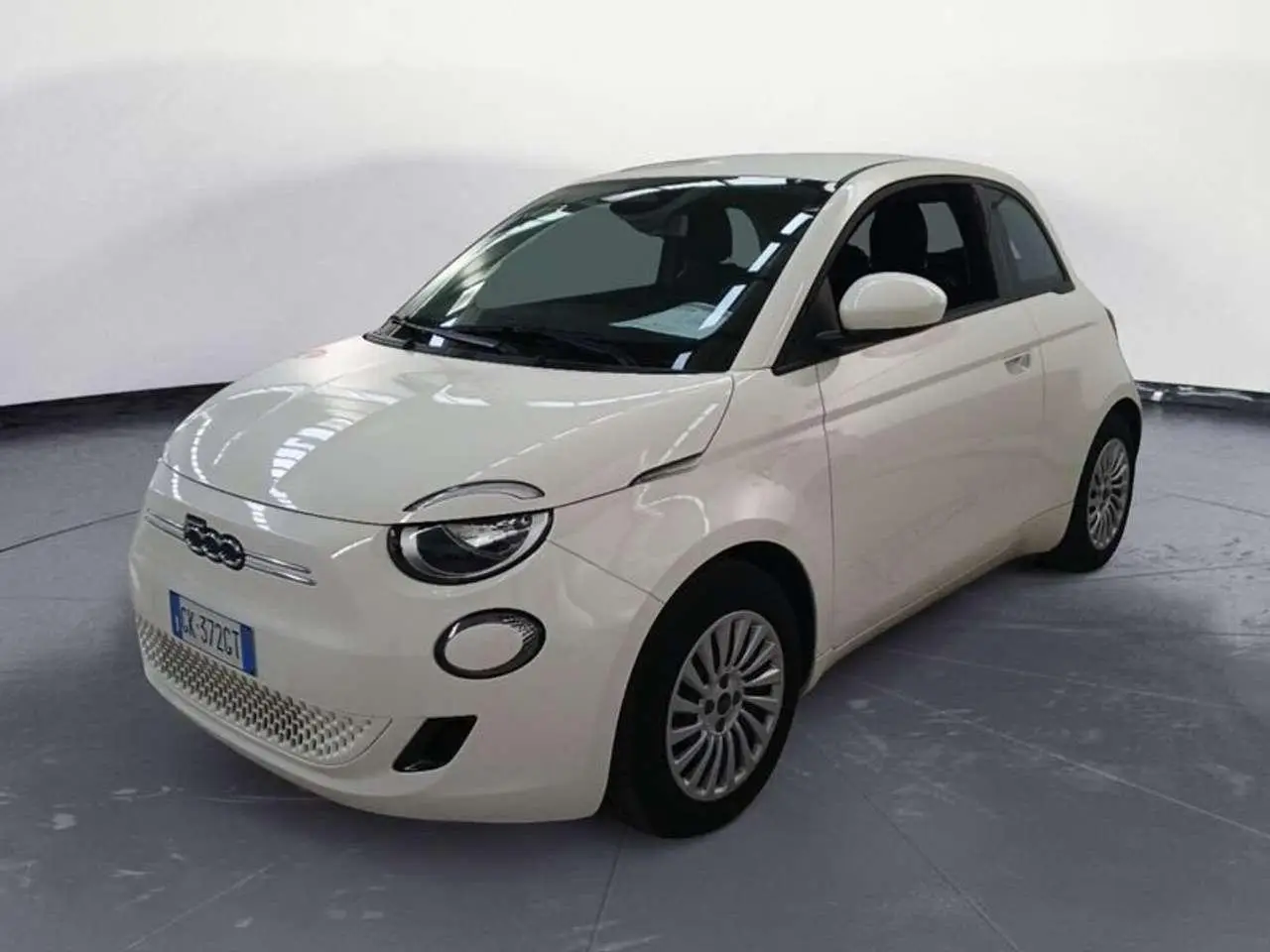 Photo 1 : Fiat 500 2023 Électrique