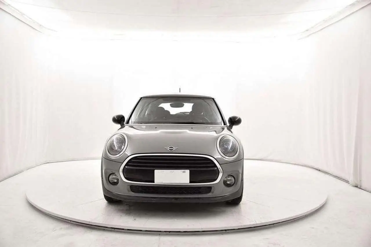 Photo 1 : Mini Cooper 2018 Diesel