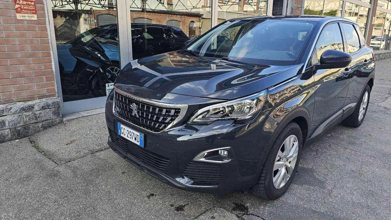 Photo 1 : Peugeot 3008 2020 Diesel