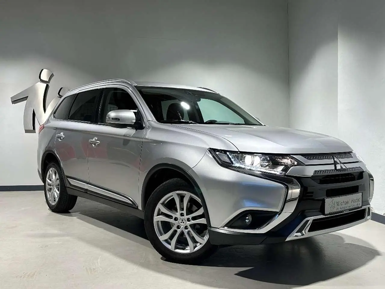 Photo 1 : Mitsubishi Outlander 2019 Petrol