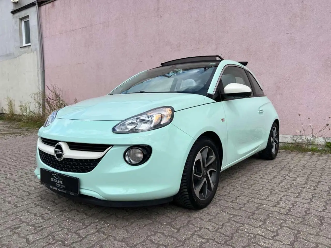 Photo 1 : Opel Adam 2017 Petrol