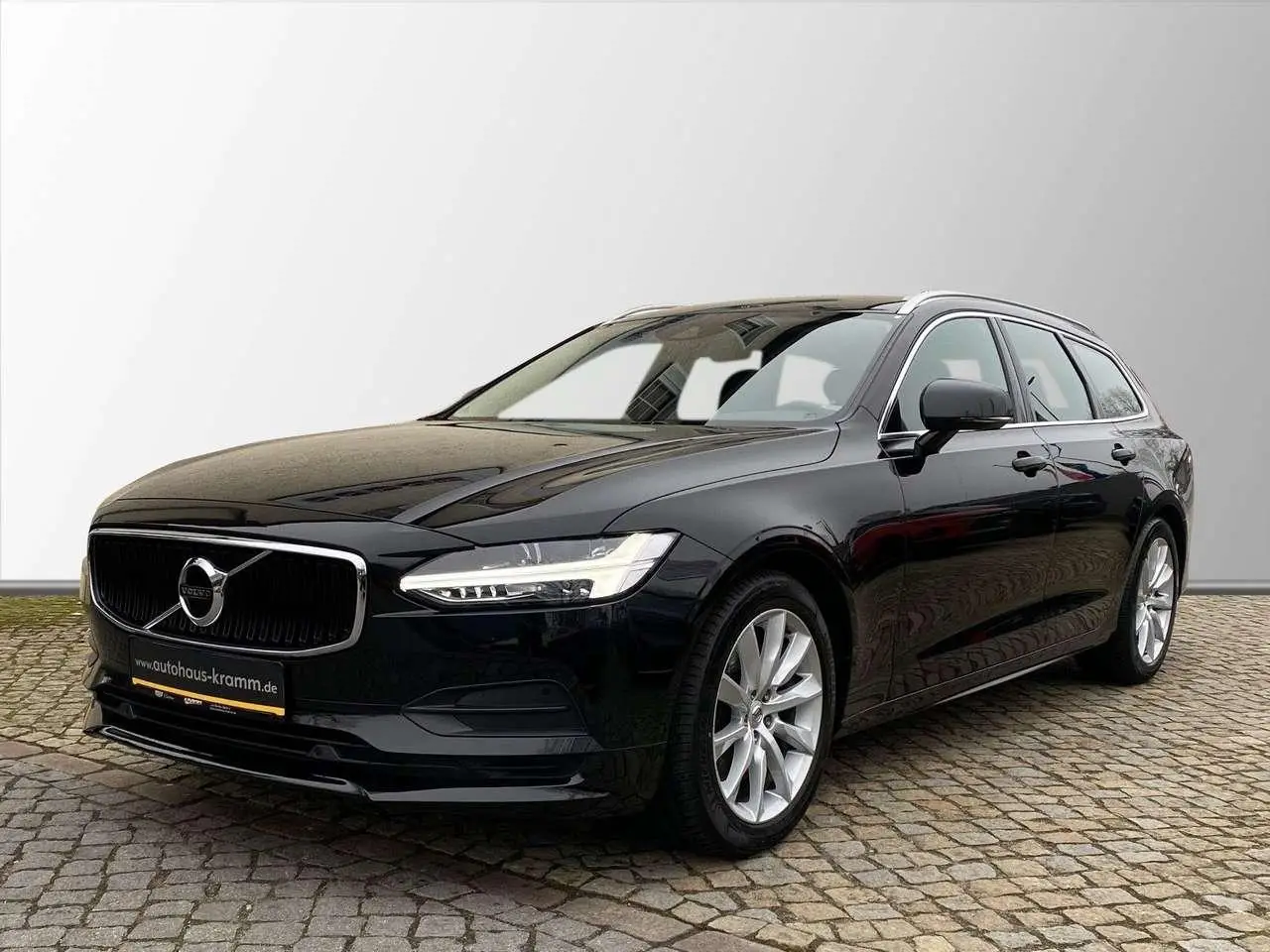 Photo 1 : Volvo V90 2020 Petrol