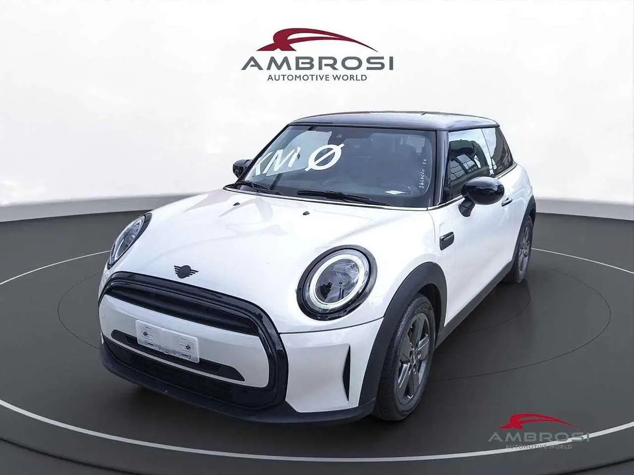 Photo 1 : Mini Cooper 2024 Petrol