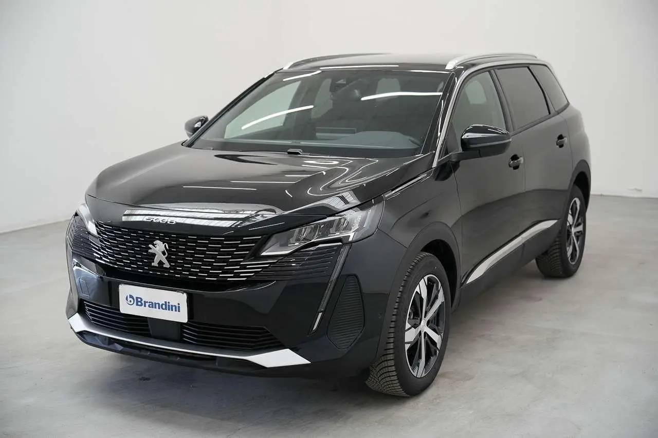 Photo 1 : Peugeot 5008 2024 Diesel