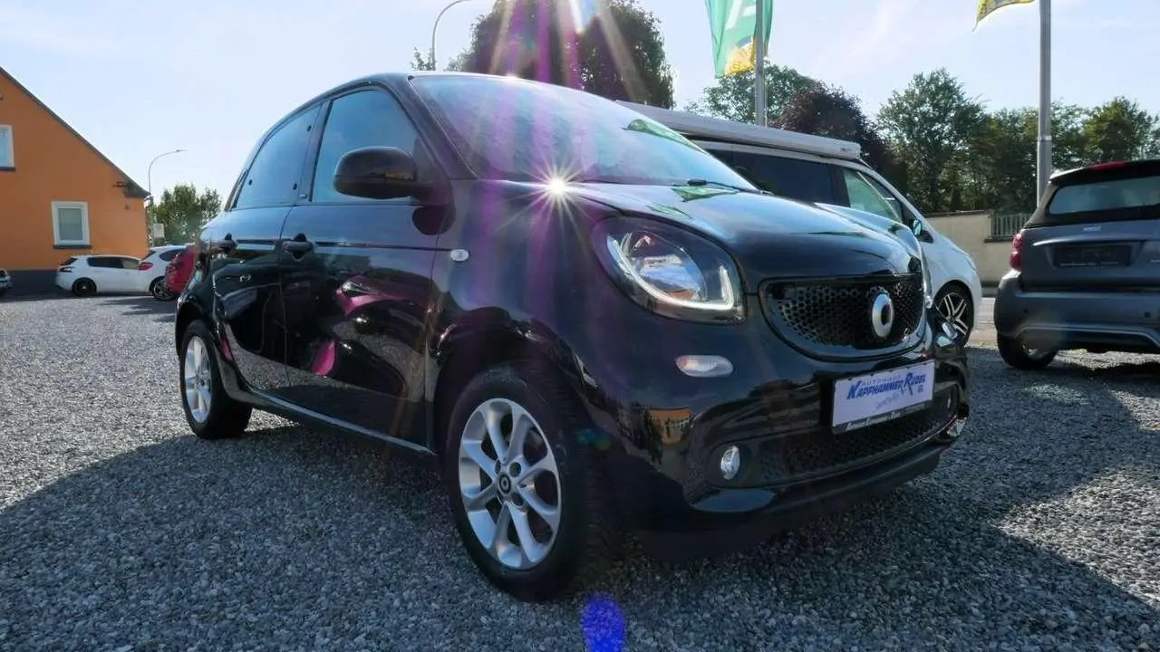 Photo 1 : Smart Forfour 2016 Essence