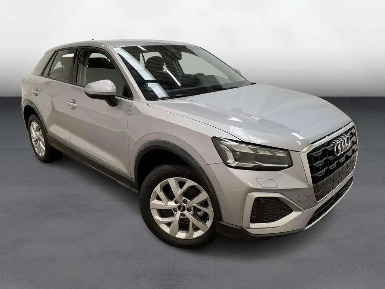 Photo 1 : Audi Q2 2022 Petrol