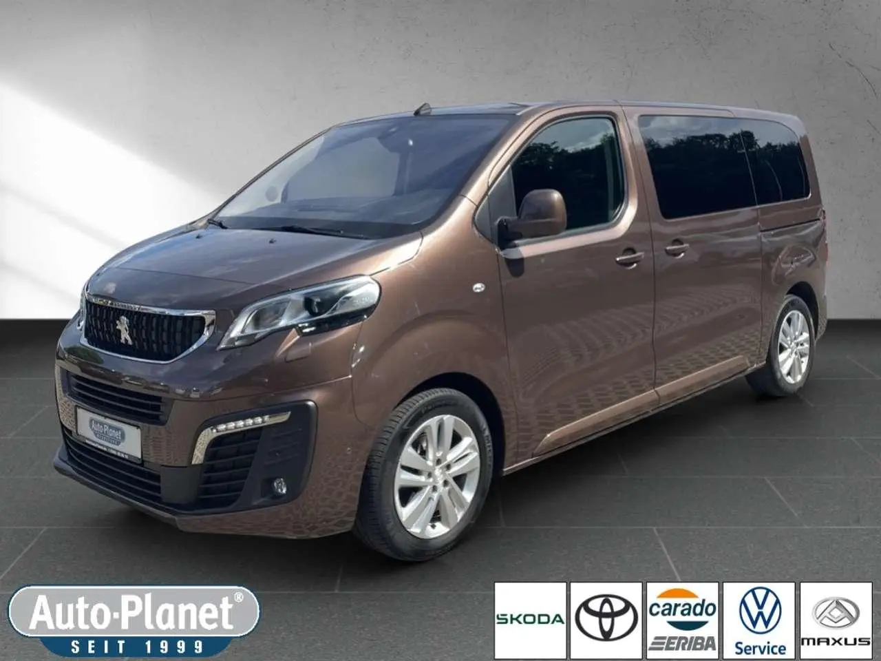 Photo 1 : Peugeot Traveller 2020 Diesel