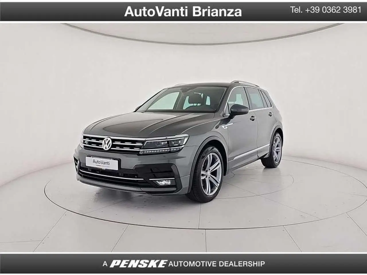 Photo 1 : Volkswagen Tiguan 2020 Petrol