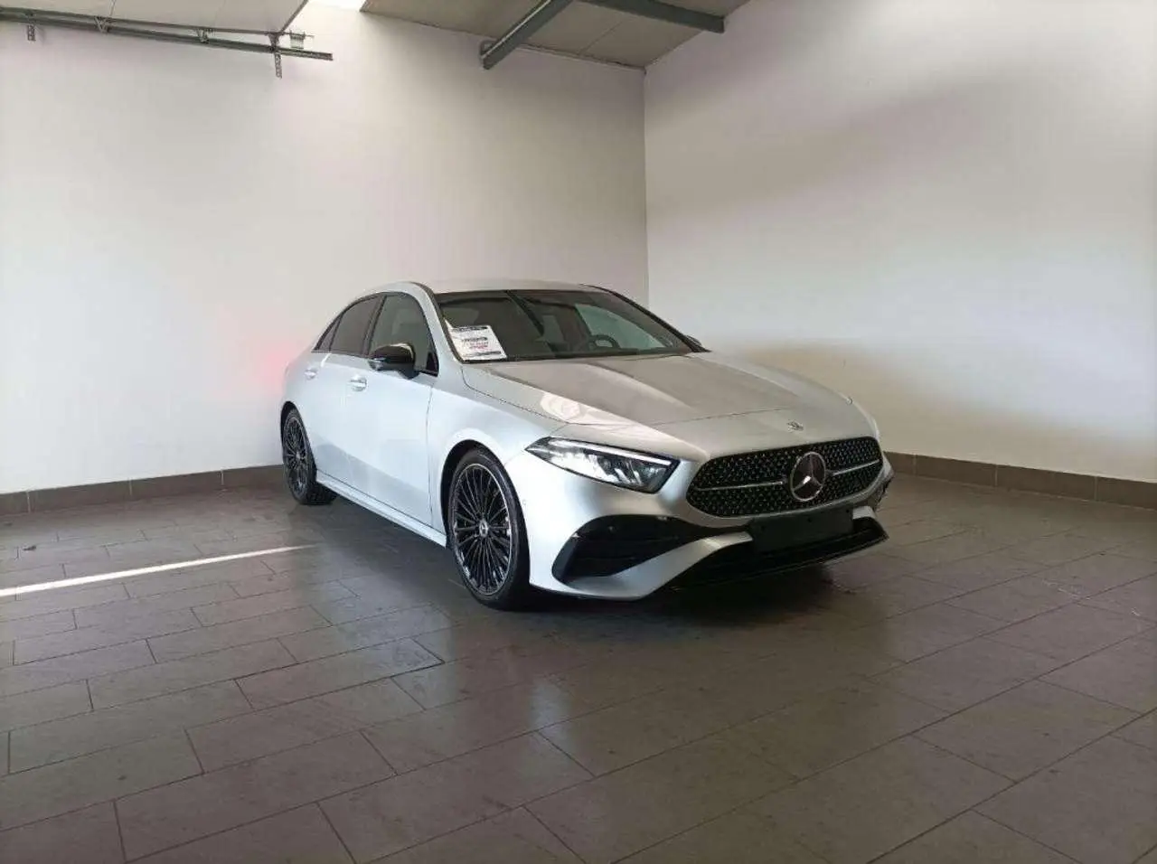 Photo 1 : Mercedes-benz Classe A 2023 Hybride