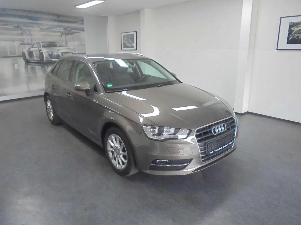 Photo 1 : Audi A3 2015 Petrol