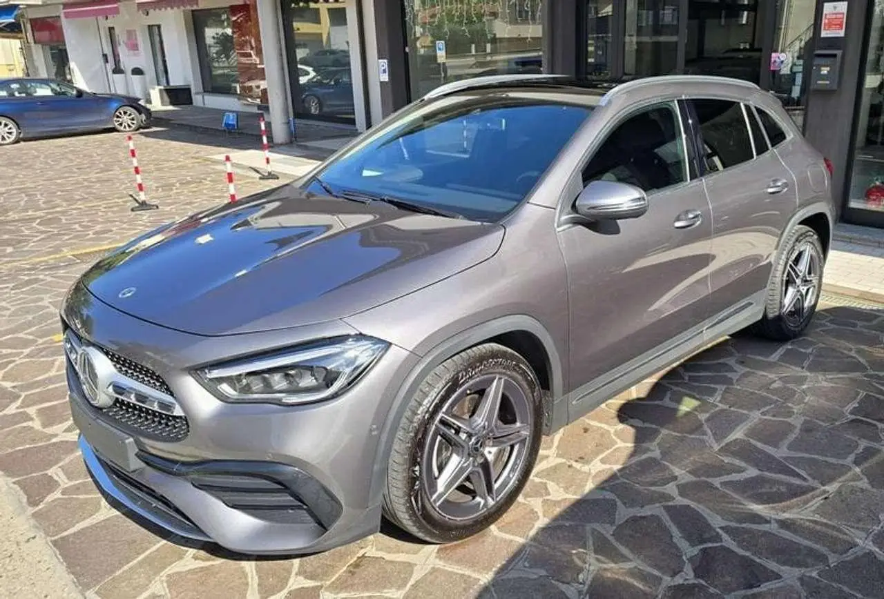 Photo 1 : Mercedes-benz Classe Gla 2022 Diesel