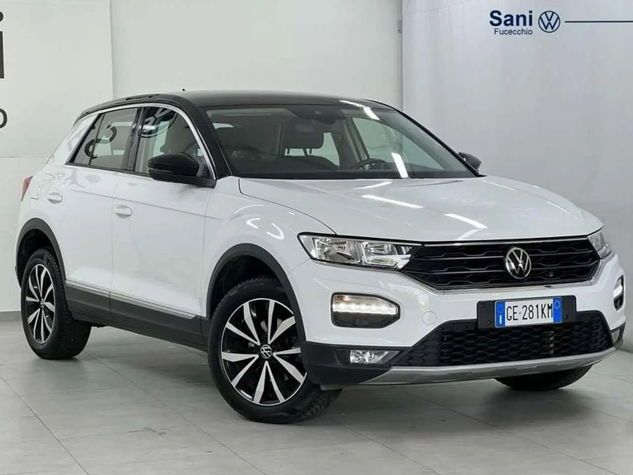 Photo 1 : Volkswagen T-roc 2021 Petrol