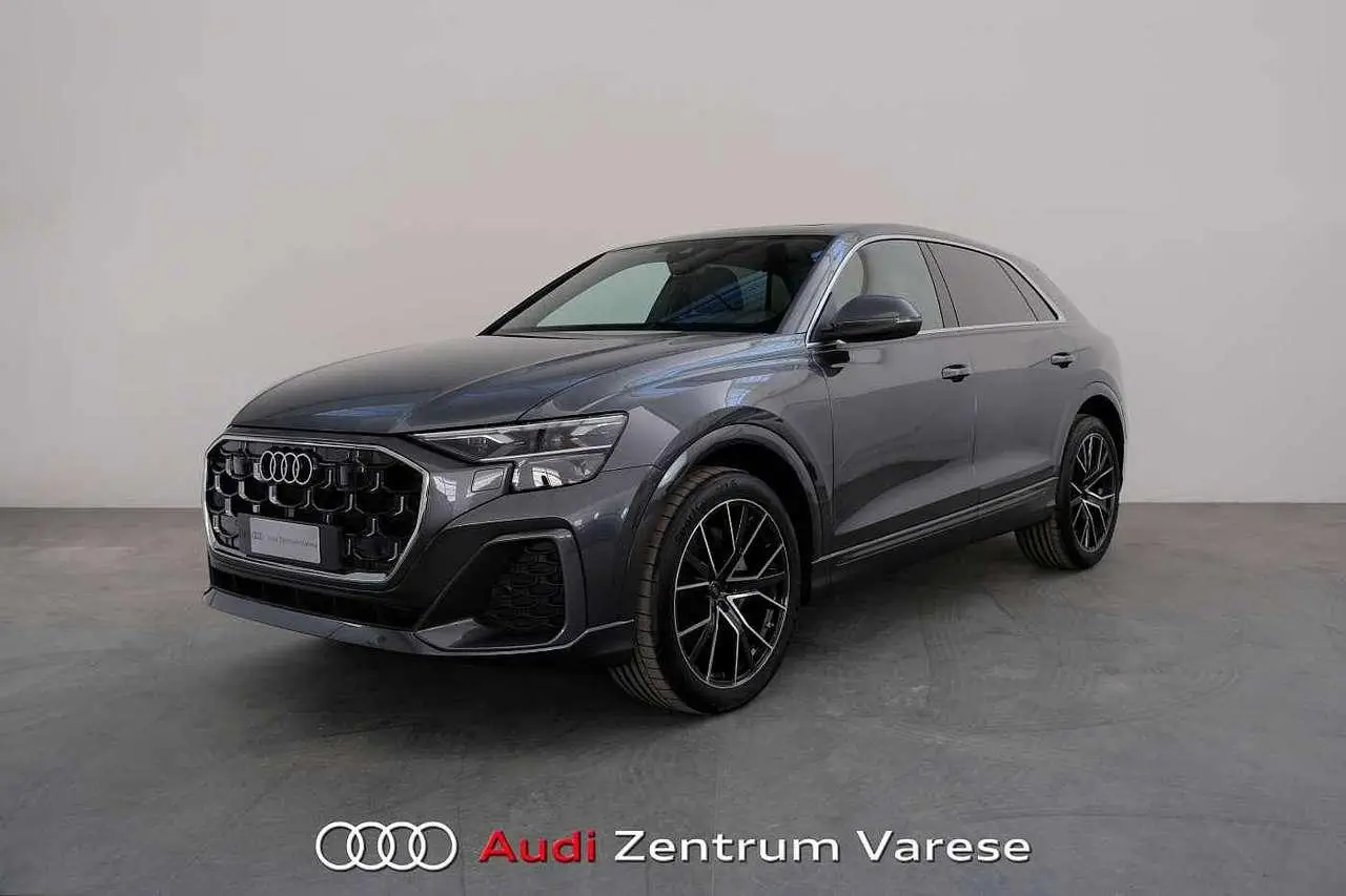 Photo 1 : Audi Q8 2024 Hybride