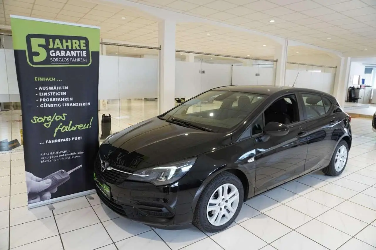 Photo 1 : Opel Astra 2021 Petrol