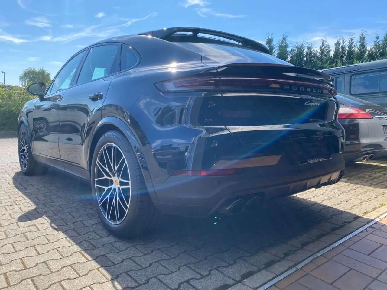 Photo 1 : Porsche Cayenne 2024 Petrol