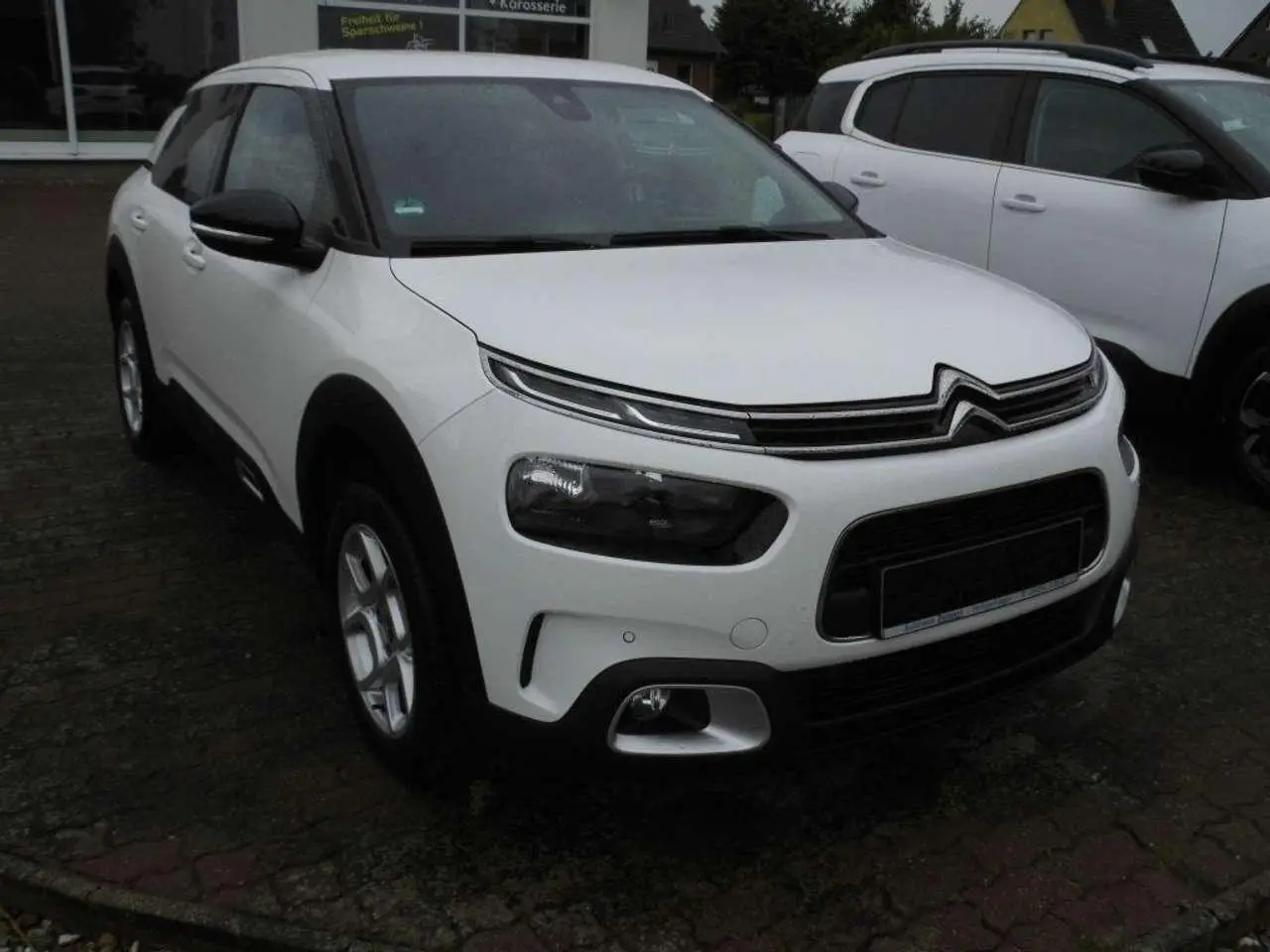 Photo 1 : Citroen C4 2020 Petrol