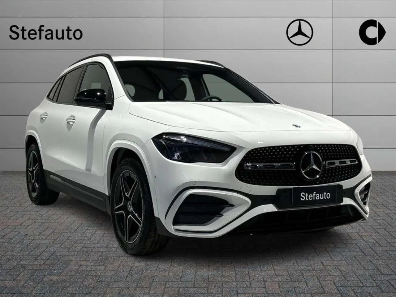 Photo 1 : Mercedes-benz Classe Gla 2024 Hybride