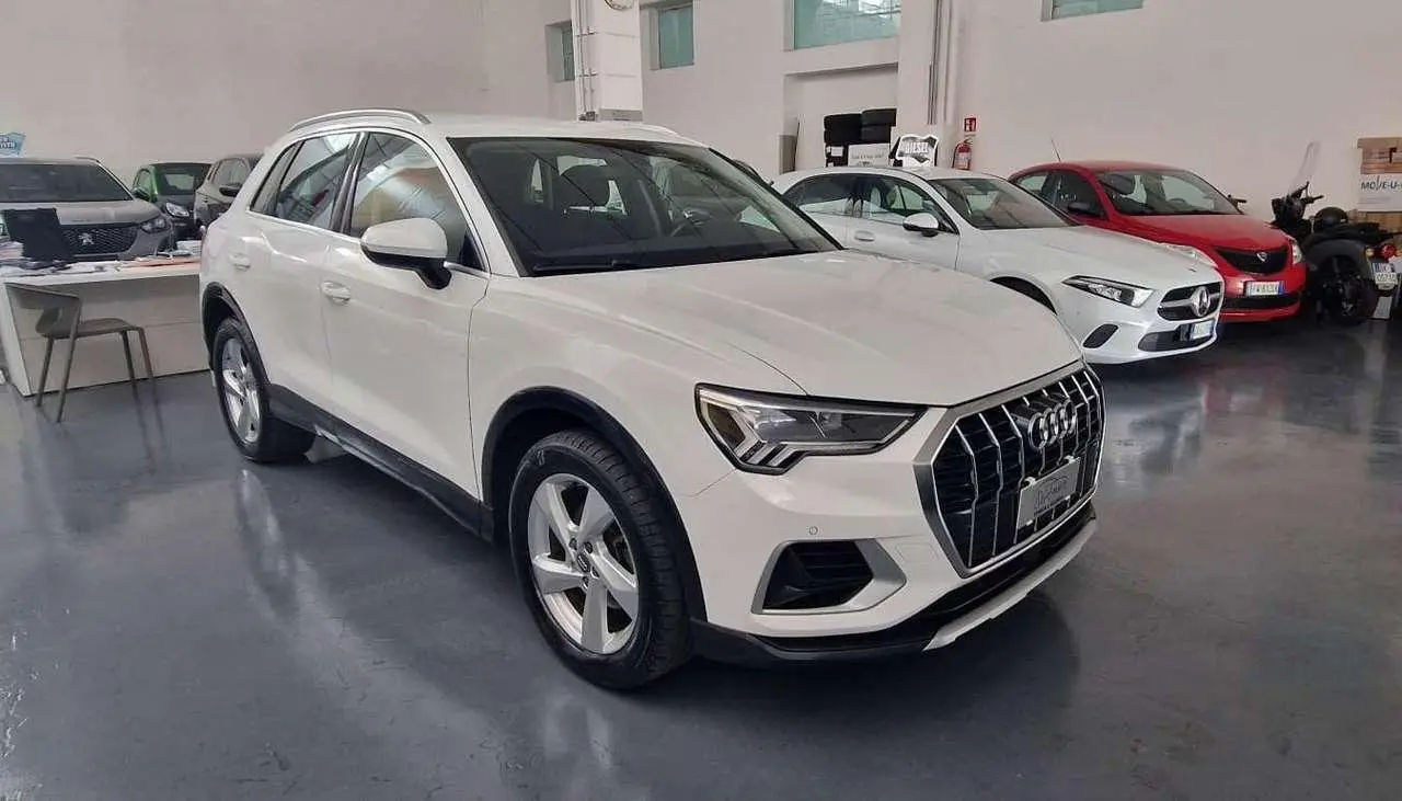 Photo 1 : Audi Q3 2019 Diesel