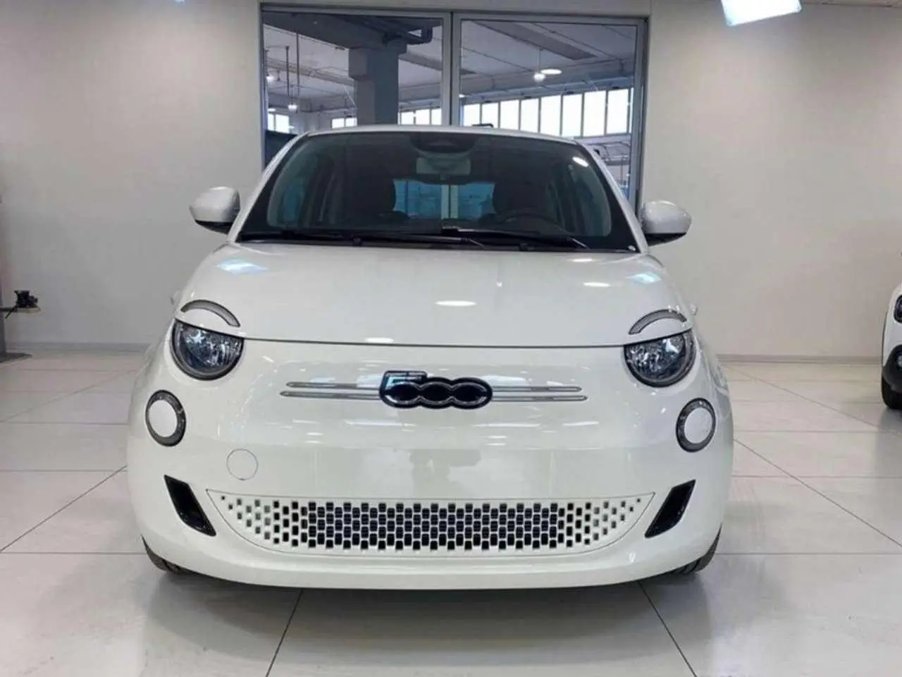 Photo 1 : Fiat 500 2023 Electric