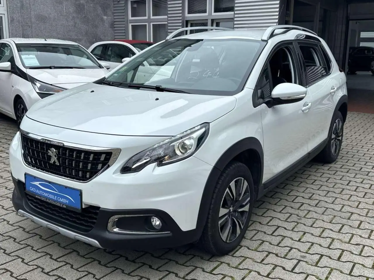 Photo 1 : Peugeot 2008 2019 Petrol