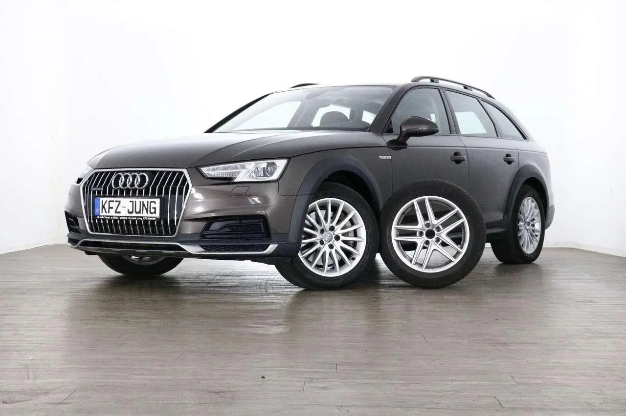 Photo 1 : Audi A4 2016 Essence