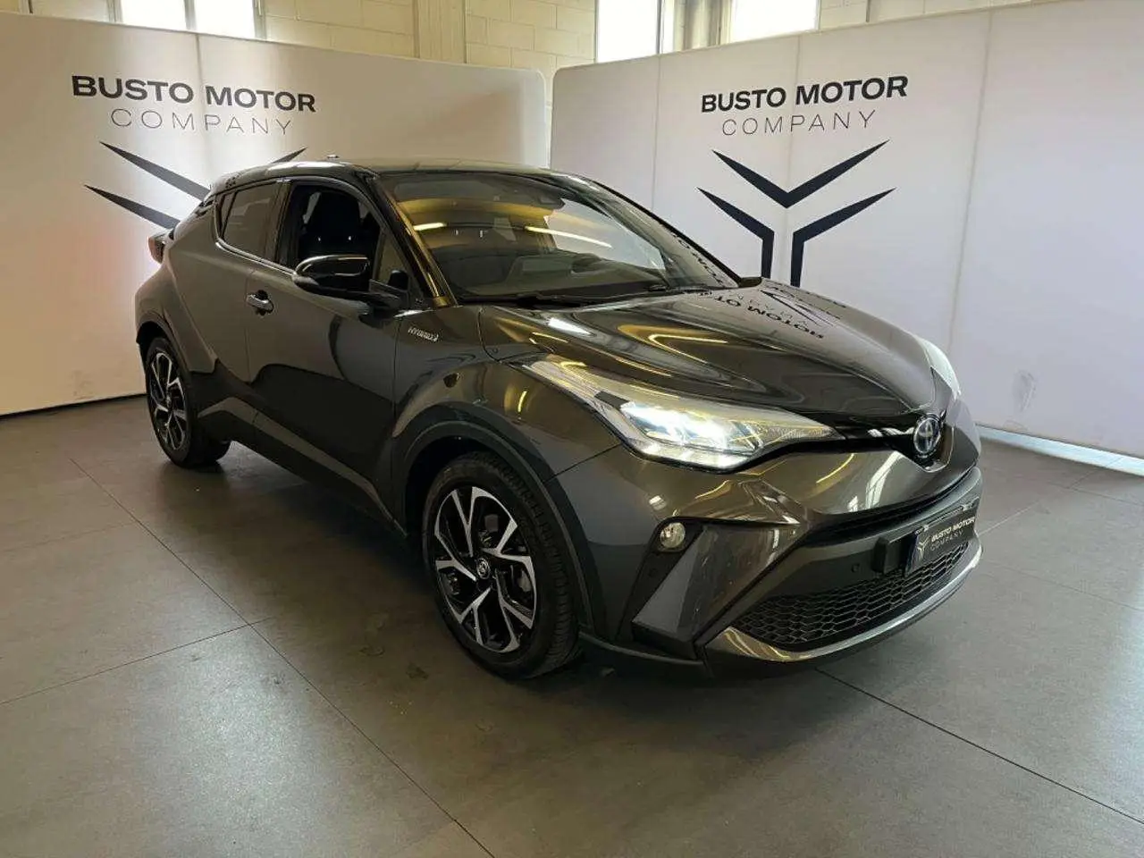 Photo 1 : Toyota C-hr 2020 Hybrid