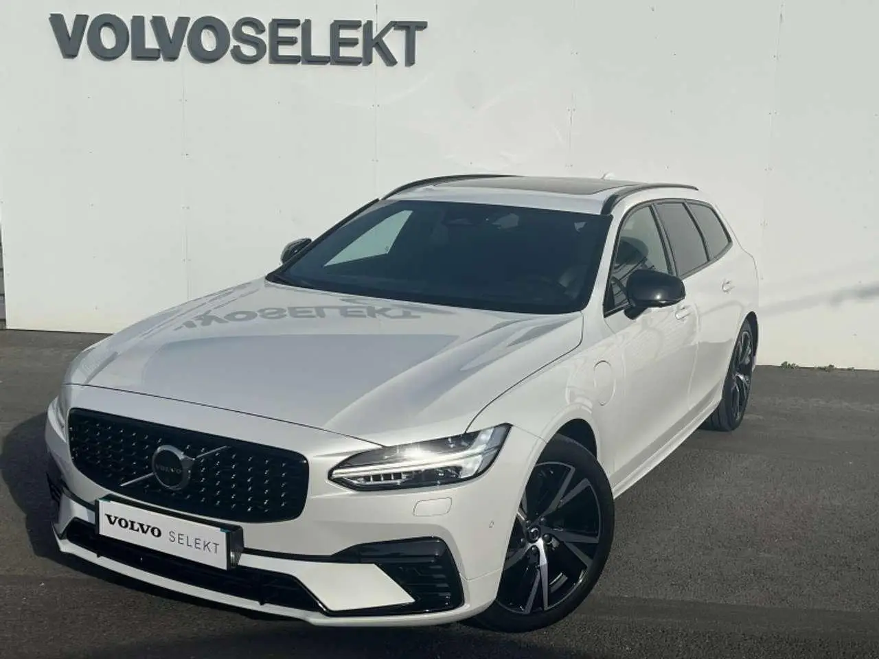 Photo 1 : Volvo V90 2021 Autres