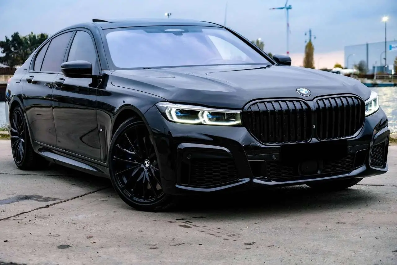 Photo 1 : Bmw Serie 7 2019 Hybrid