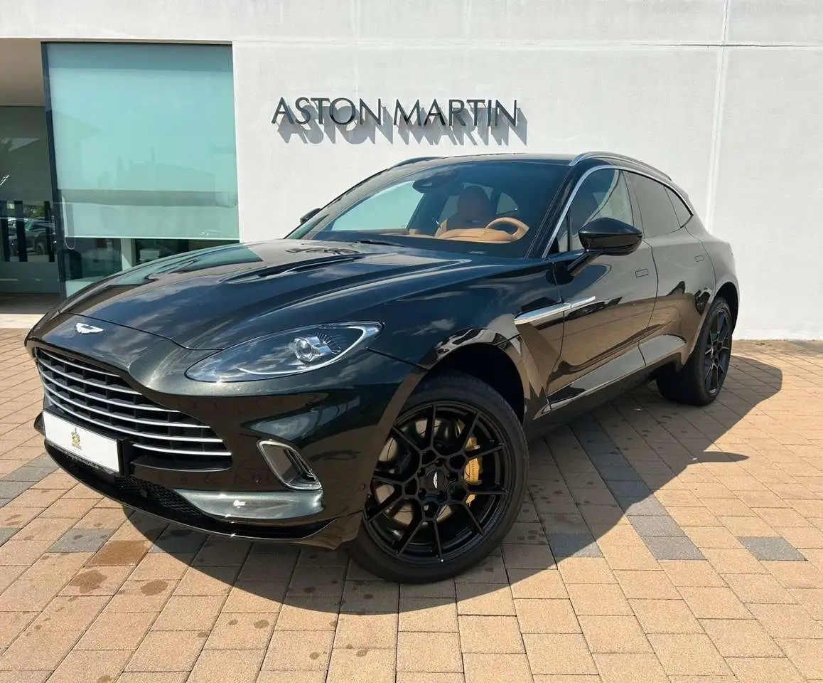 Photo 1 : Aston Martin Dbx 2024 Petrol