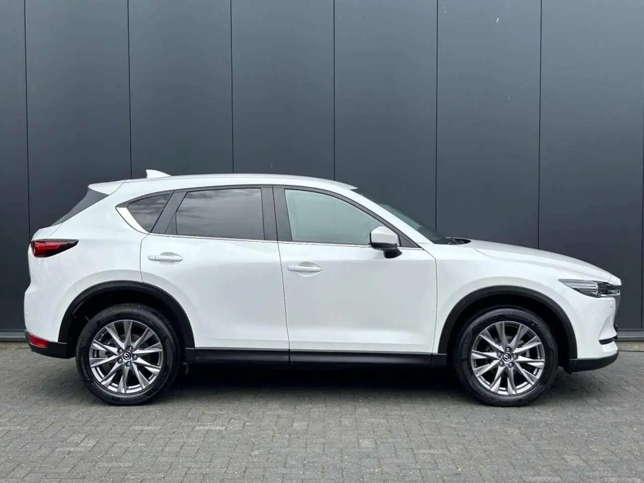 Photo 1 : Mazda Cx-5 2020 Essence