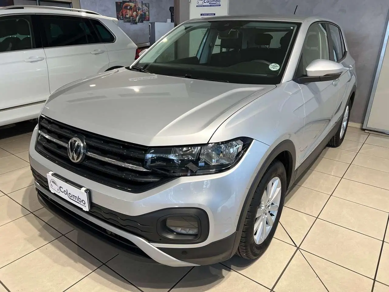 Photo 1 : Volkswagen T-cross 2020 Essence