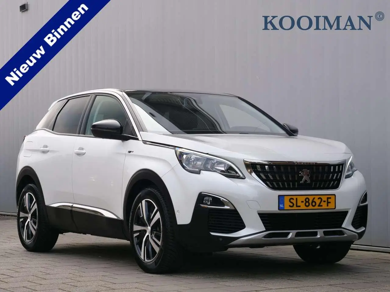 Photo 1 : Peugeot 3008 2018 Essence