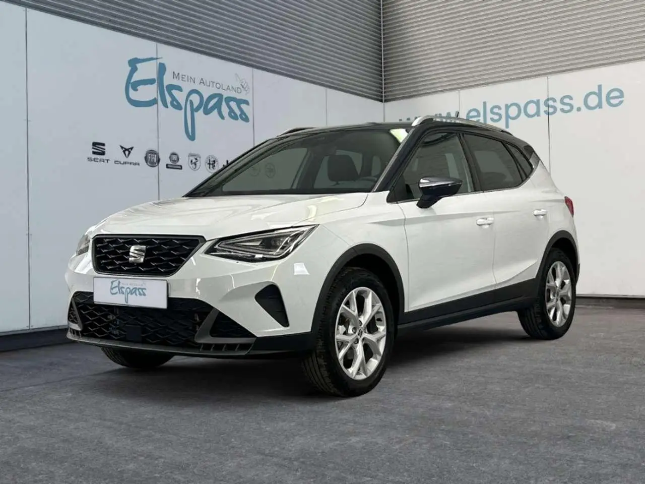 Photo 1 : Seat Arona 2024 Essence