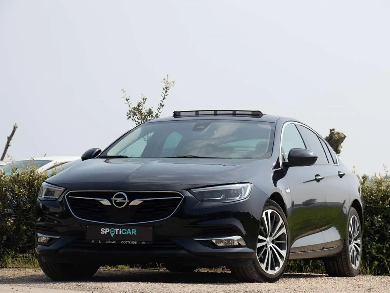 Photo 1 : Opel Insignia 2017 Essence