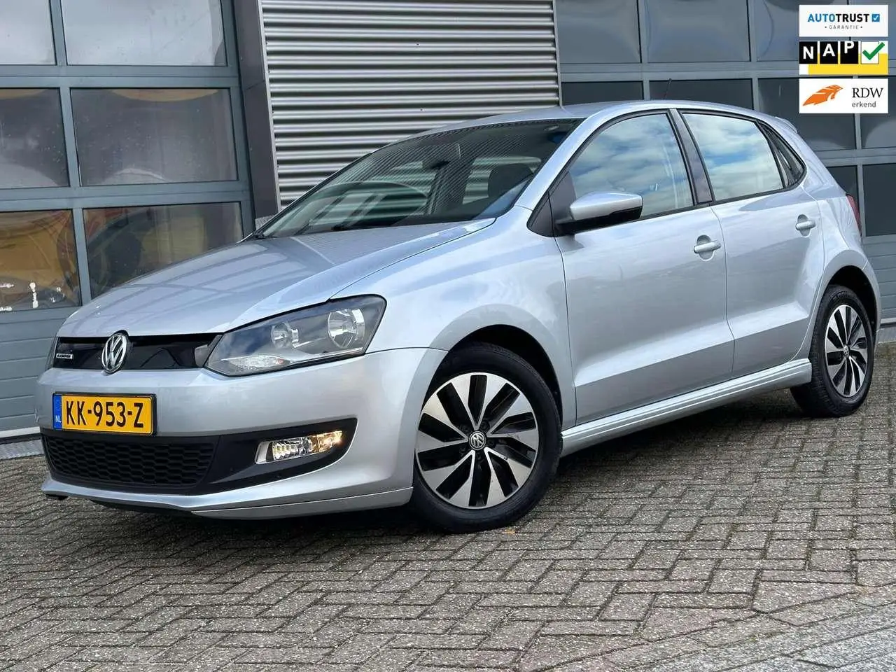 Photo 1 : Volkswagen Polo 2016 Essence