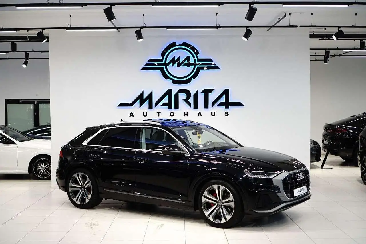 Photo 1 : Audi Q8 2018 Diesel