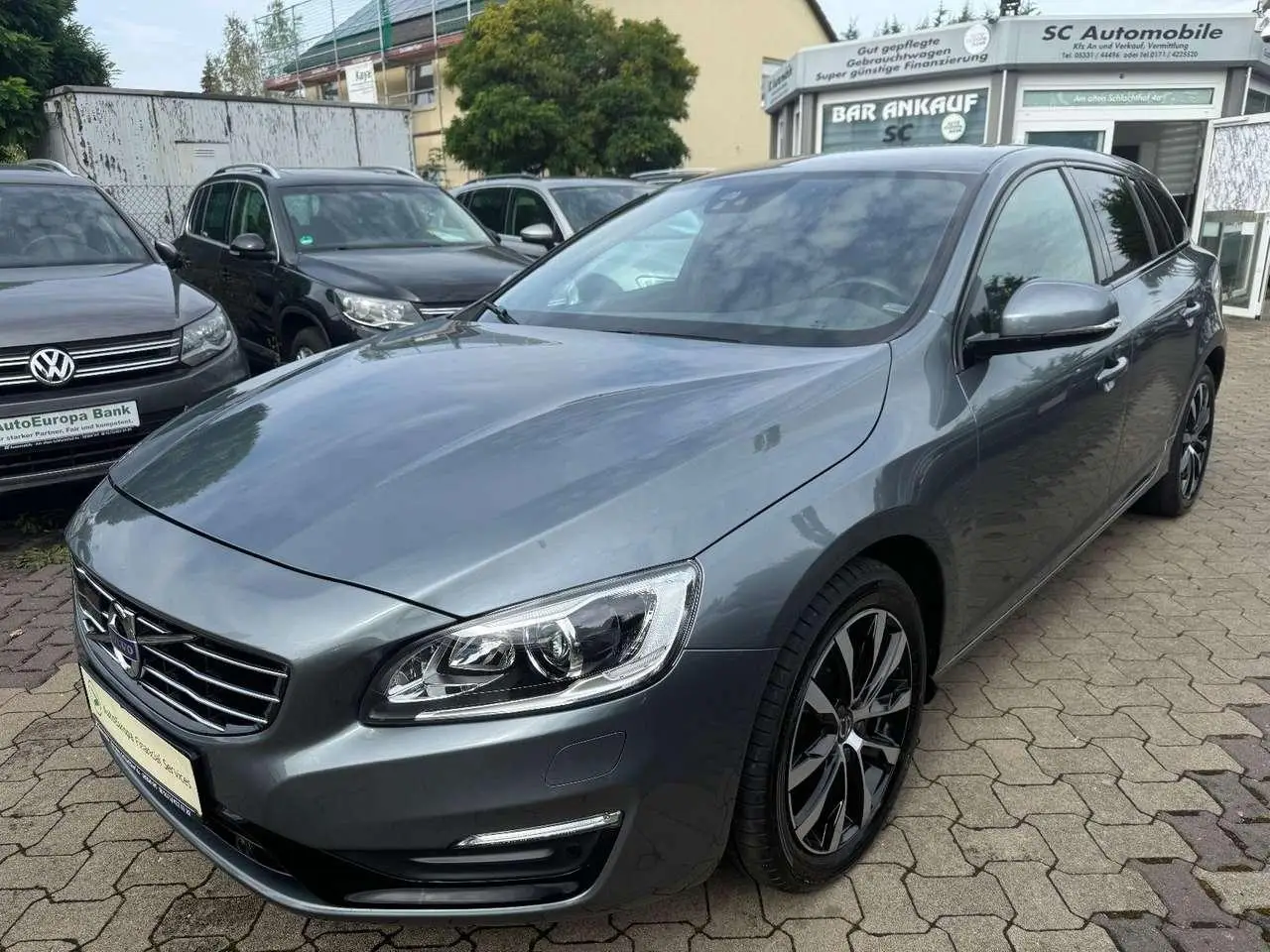 Photo 1 : Volvo V60 2018 Diesel