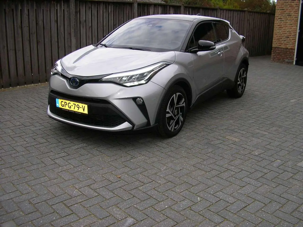 Photo 1 : Toyota C-hr 2022 Hybrid