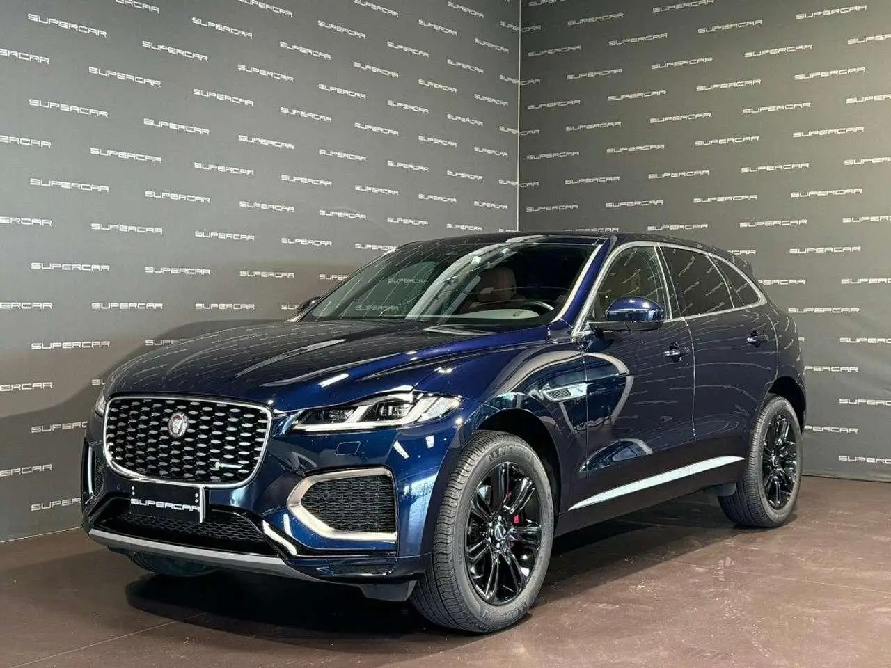 Photo 1 : Jaguar F-pace 2023 Hybride