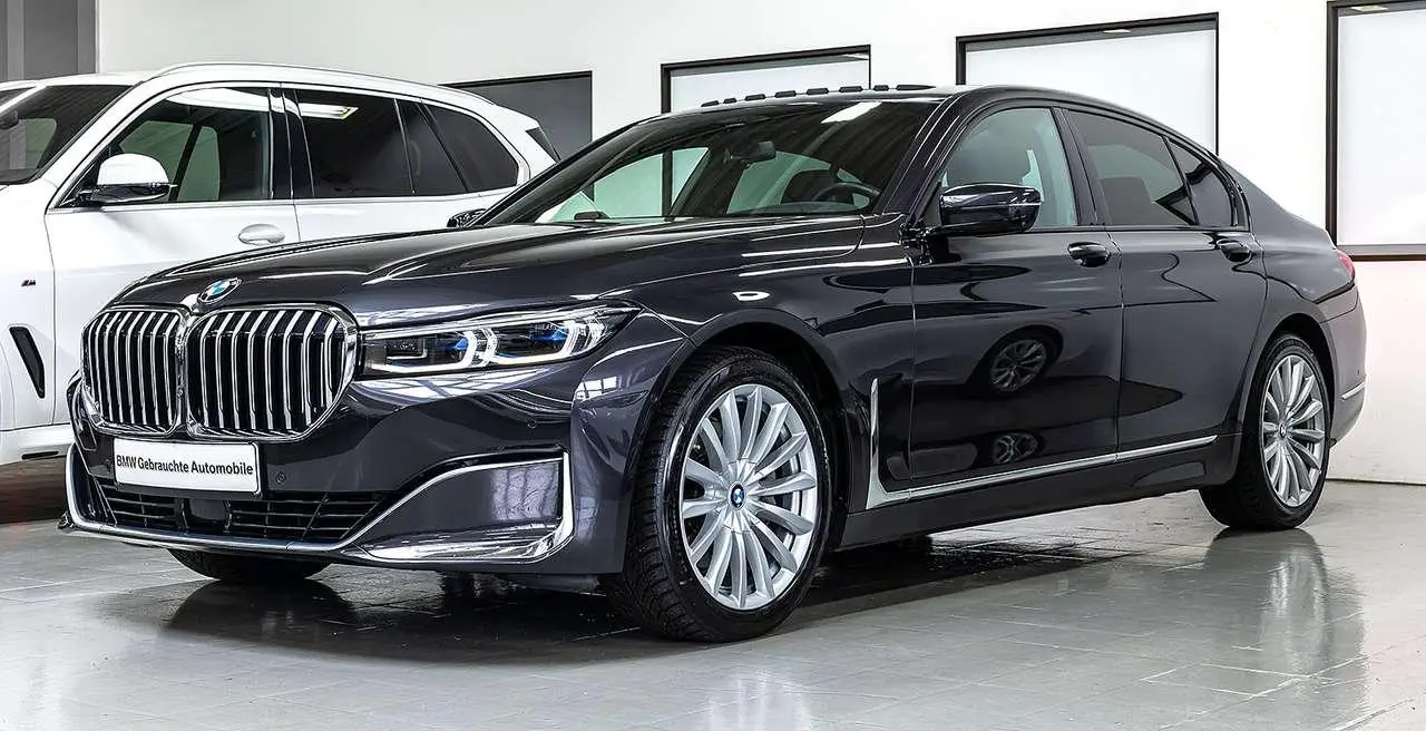 Photo 1 : Bmw Serie 7 2019 Diesel