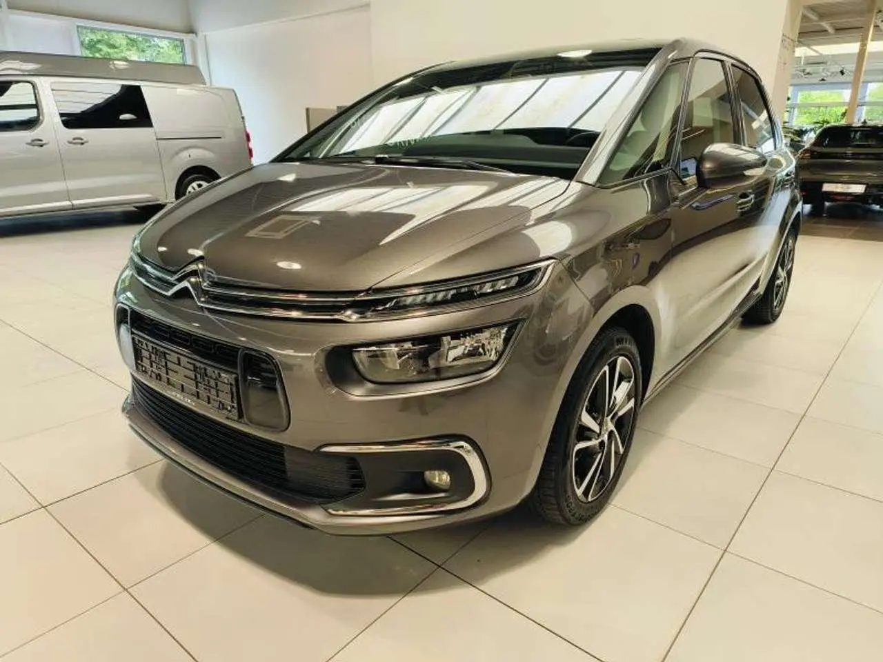 Photo 1 : Citroen C4 2019 Petrol