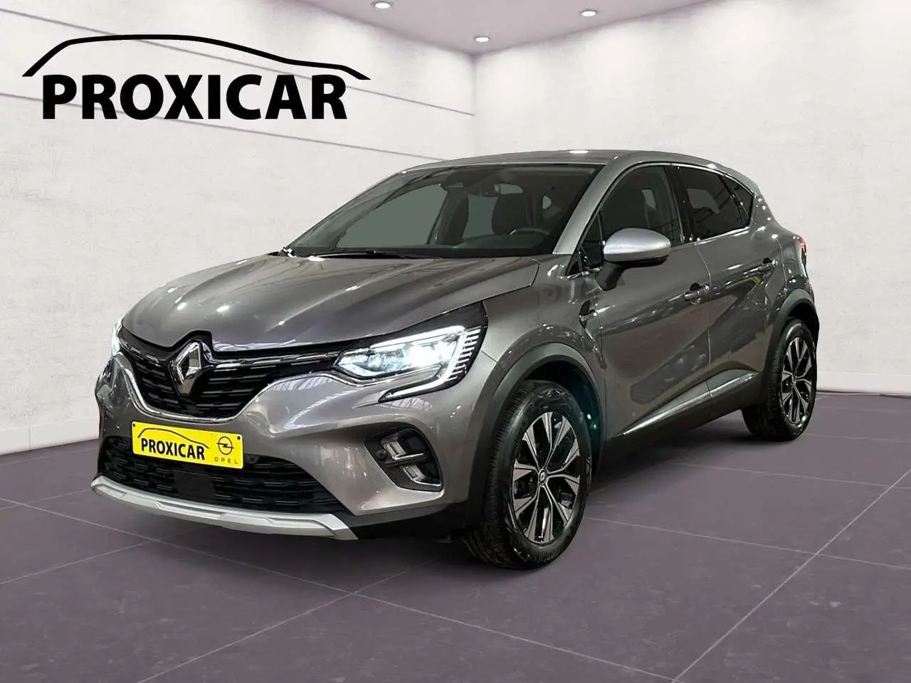 Photo 1 : Renault Captur 2023 Petrol