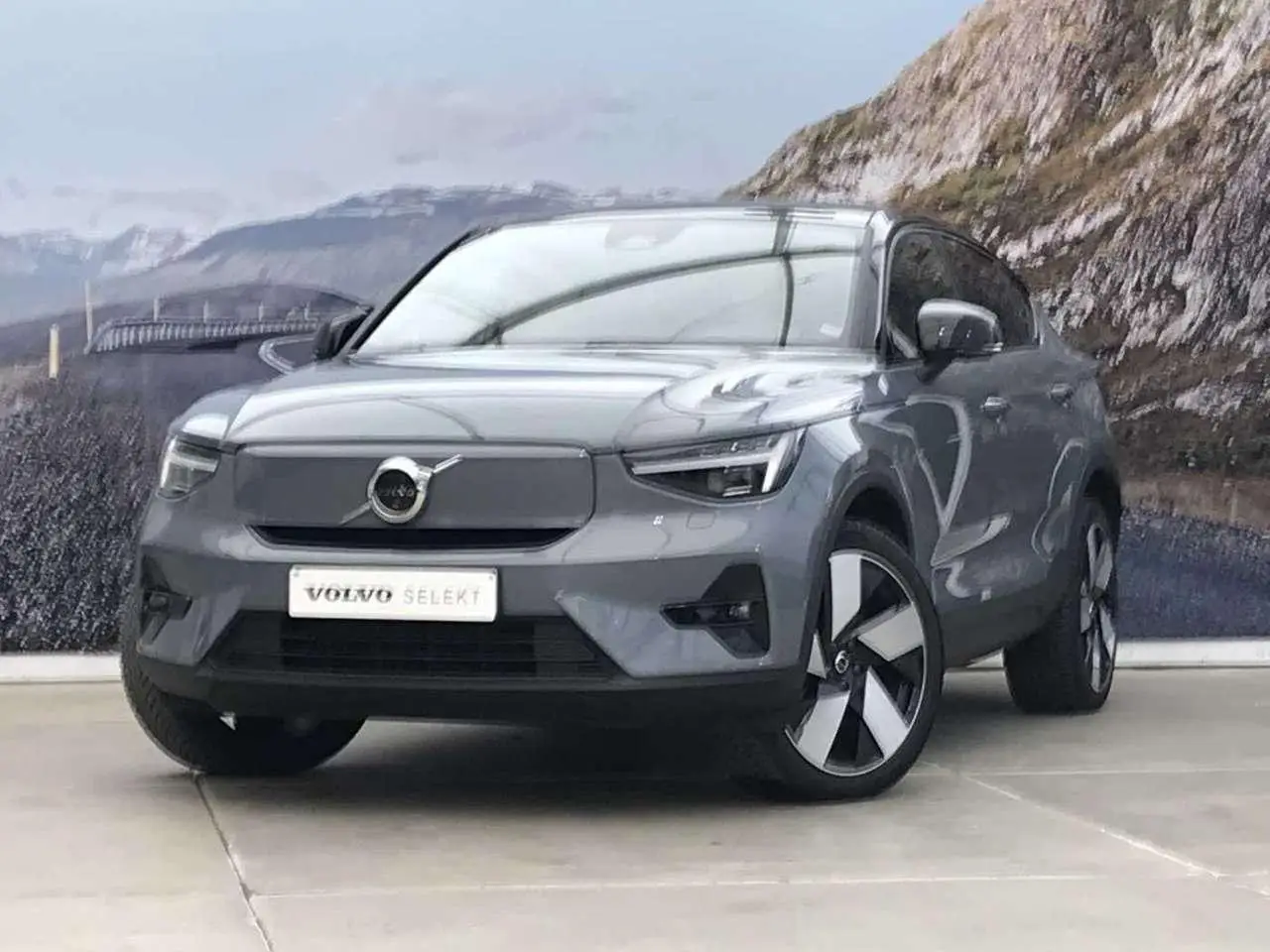 Photo 1 : Volvo C40 2021 Électrique