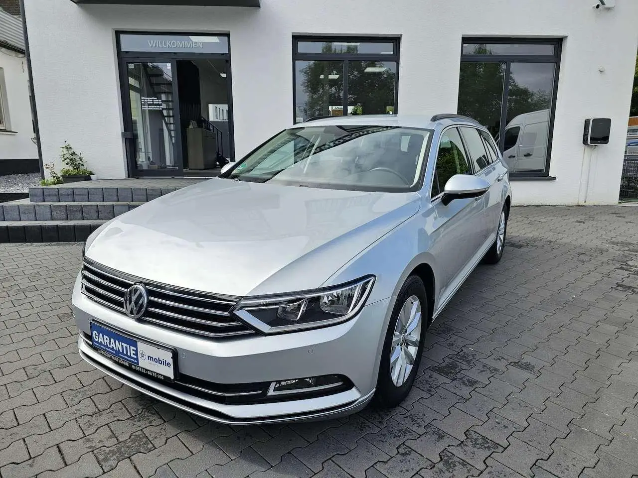 Photo 1 : Volkswagen Passat 2016 Petrol